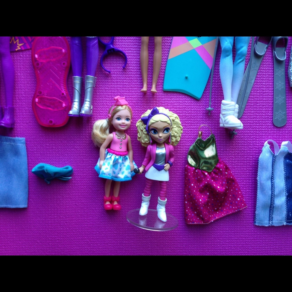 Barbie!! AMAZING lot!! - Picture 4 of 7